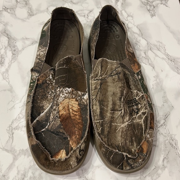 CROCS Santa Cruz RealTree edge - Picture 1 of 10